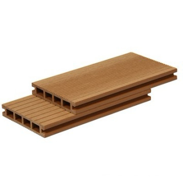 Beautiful Balcony WPC Decking Board with Anti-Crack 135*25